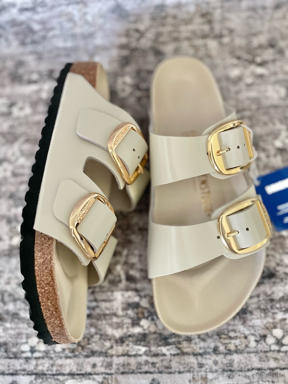 Birkenstock Arizona Big Buckle Oyster High Shine Leather Size 40
Regular Width